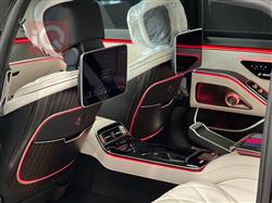 مرسيدس بنز الفئة S مايباخ